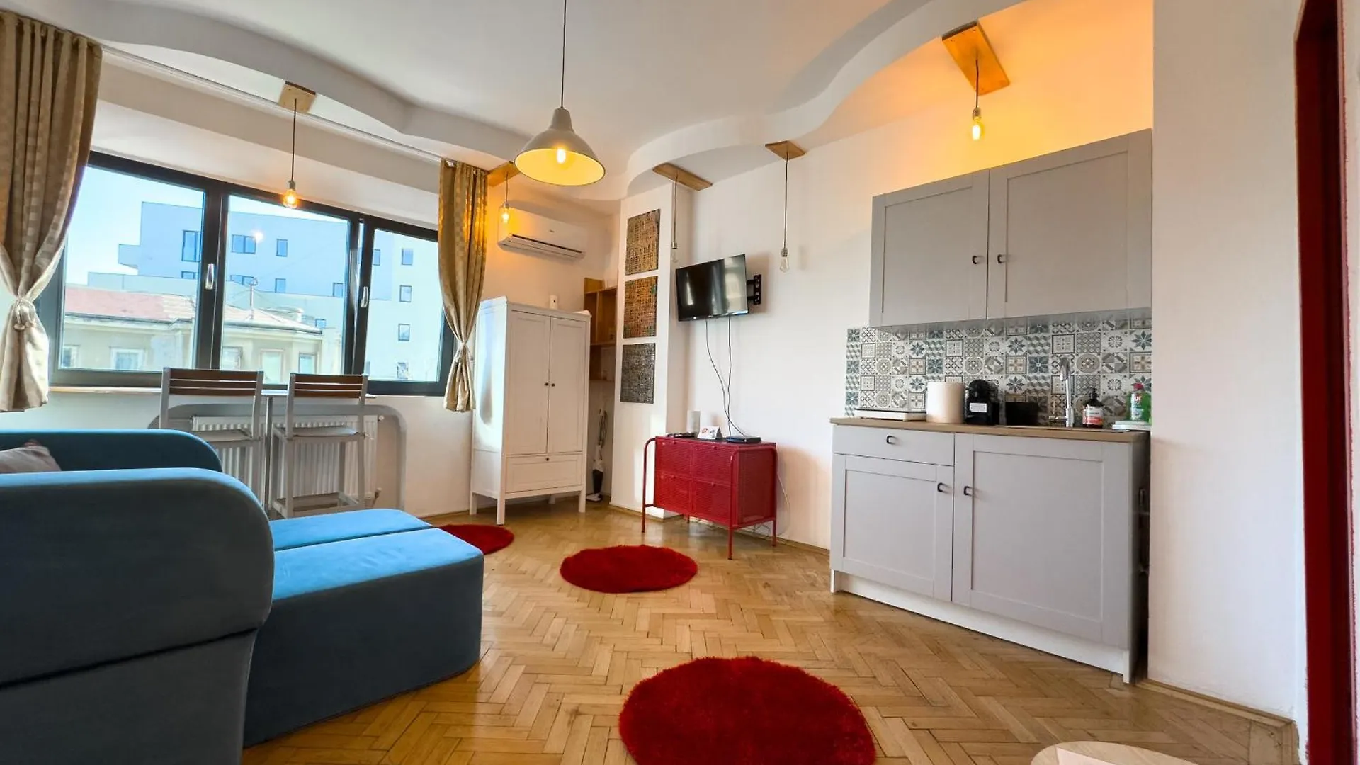 Central Retreat Apartments Universitate Bukarest 0*,